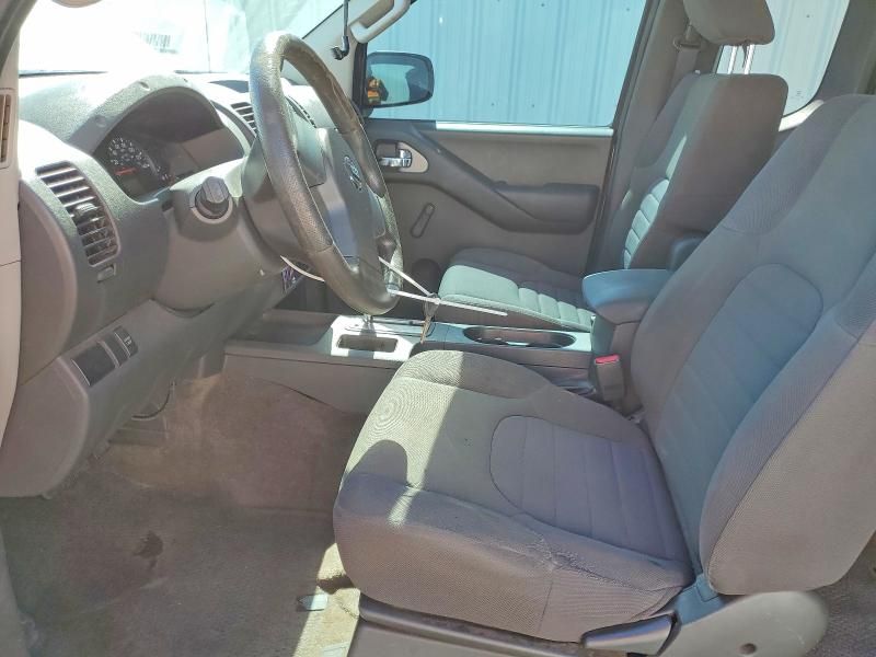 2013 Nissan Frontier s