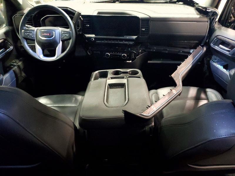 2025 GMC Sierra K1500 slt