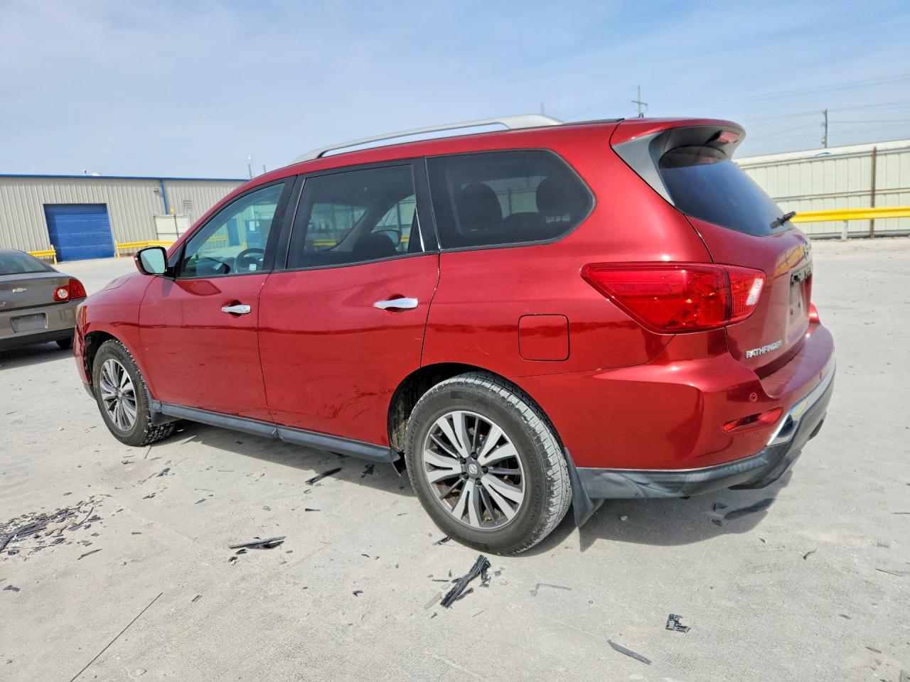 2017 Nissan Pathfinder sv