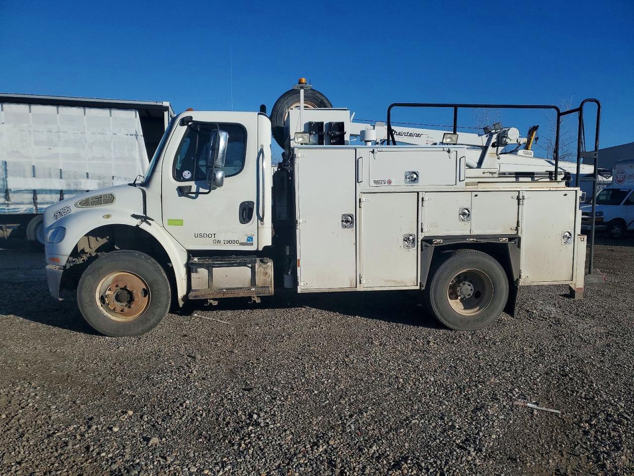 2010 Freightliner Business Class M2 Utility / Service Truck