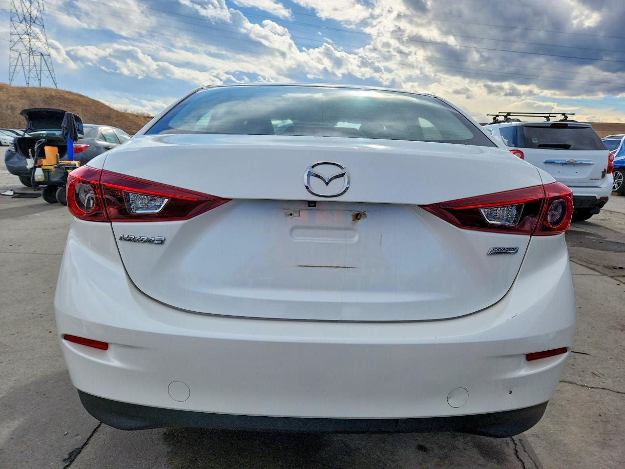 2016 Mazda 3 Sport