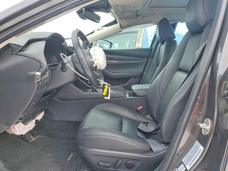 2021 Mazda 3 gs 4DR