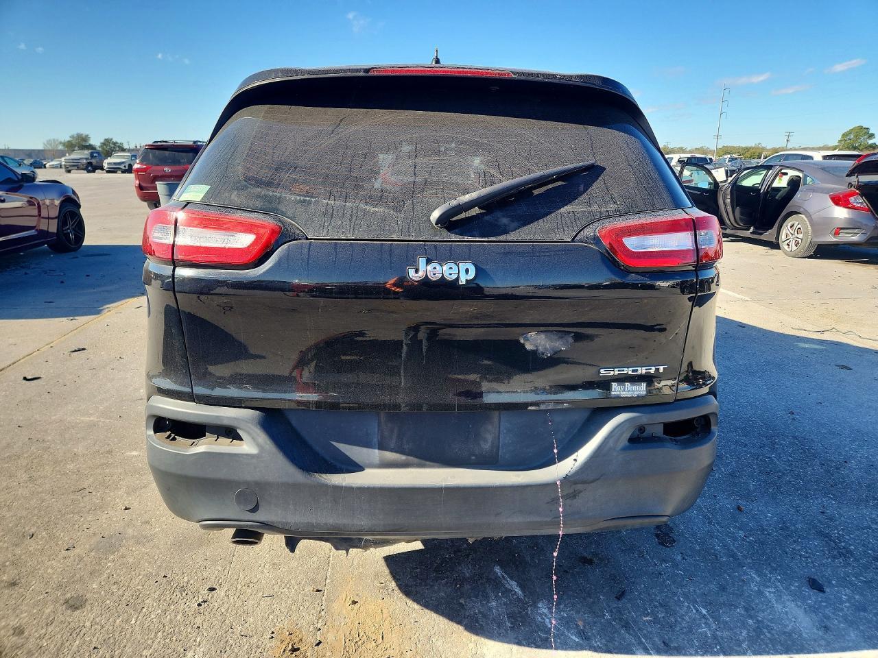 2016 Jeep Cherokee Sport