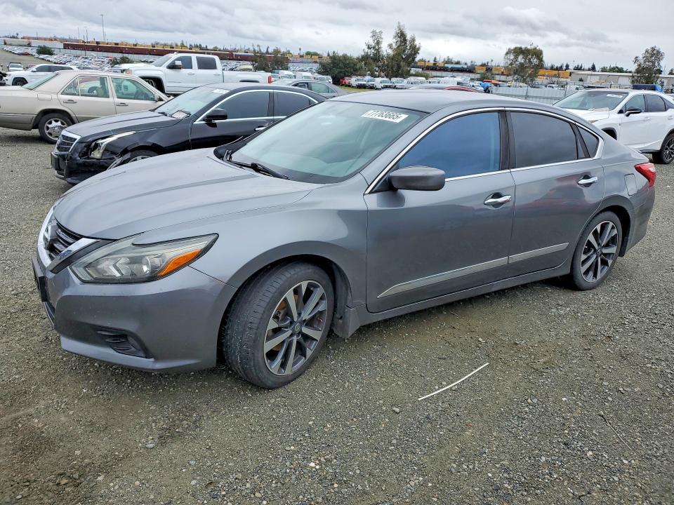 2016 Nissan Altima 2.5 sr