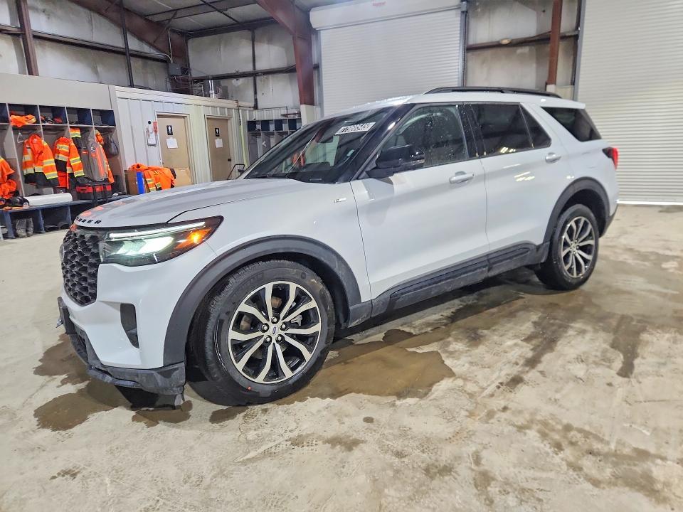 2026 Ford Explorer St-line