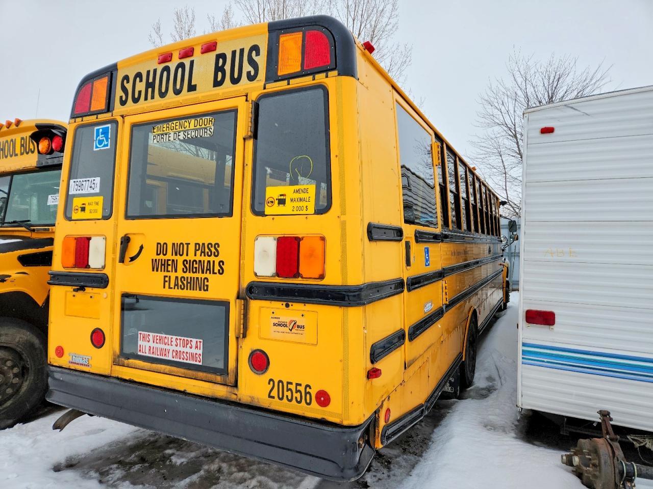 2011 Freightliner 2011 Thomas SAF-T-LINER C2-School Bus