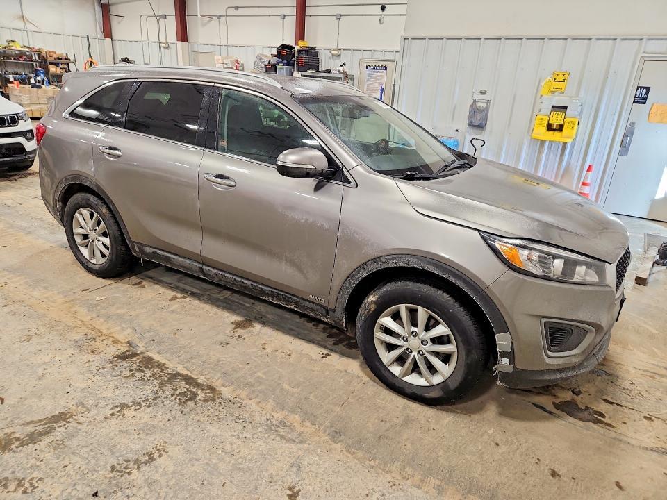 2016 KIA Sorento lx