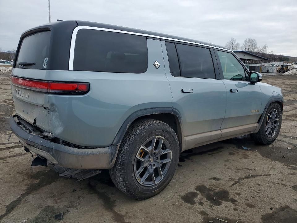 2023 Rivian R1S Adventure
