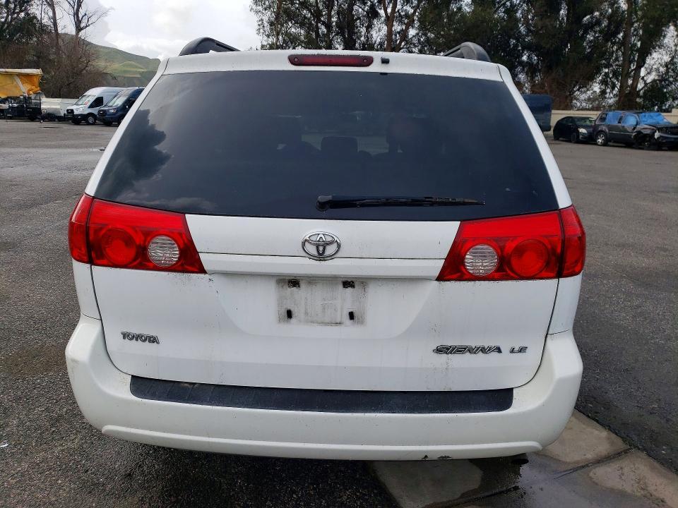 2007 Toyota Sienna ce