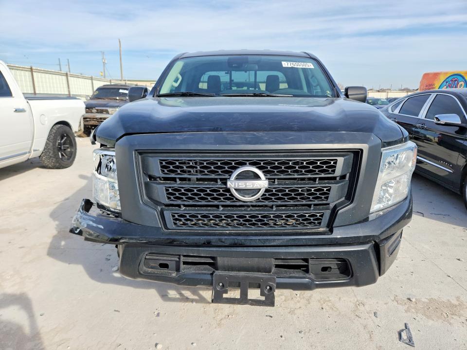 2023 Nissan Titan s