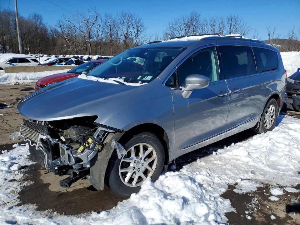 2020 Chrysler Pacifica Touring l