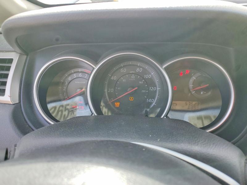 2011 Nissan Versa 1.8 s