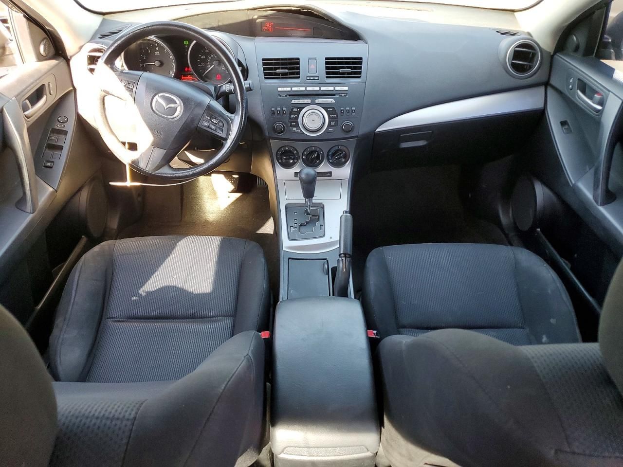 2010 Mazda 3 I