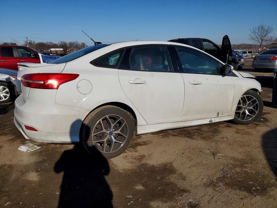 2016 Ford Focus se