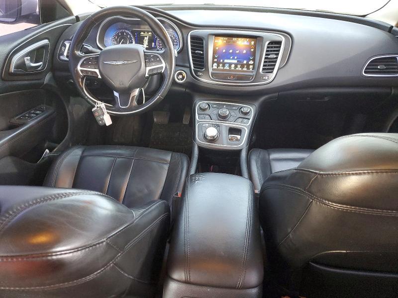 2017 Chrysler 200 Limited