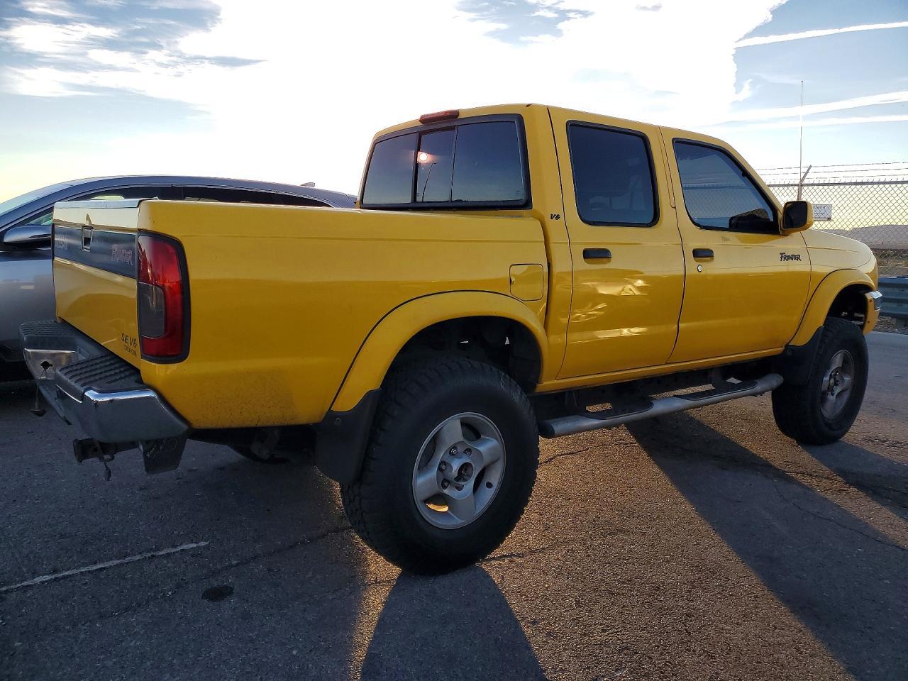 2000 Nissan Frontier XE