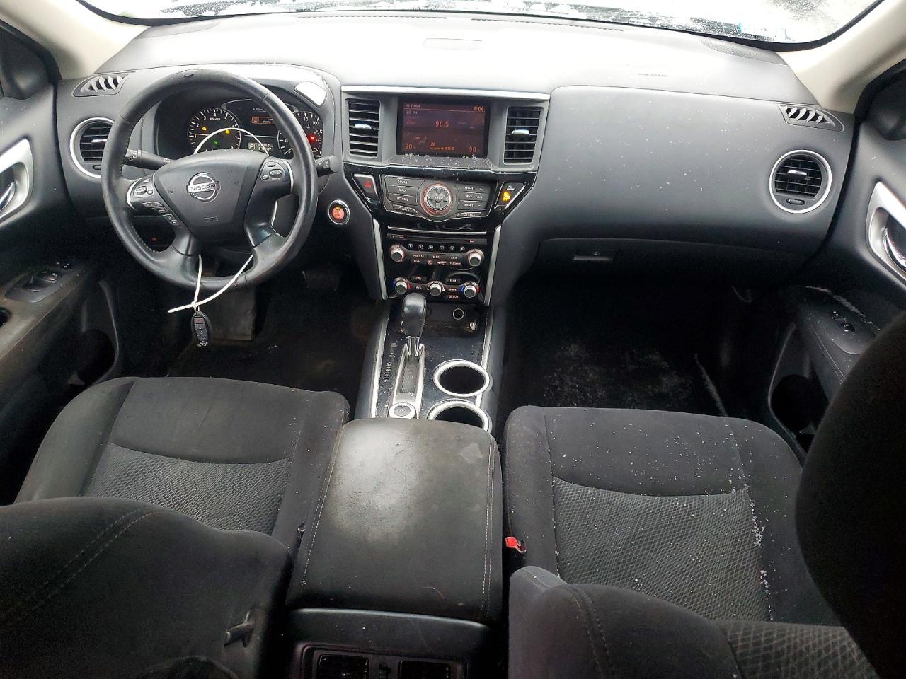 2014 Nissan Pathfinder s