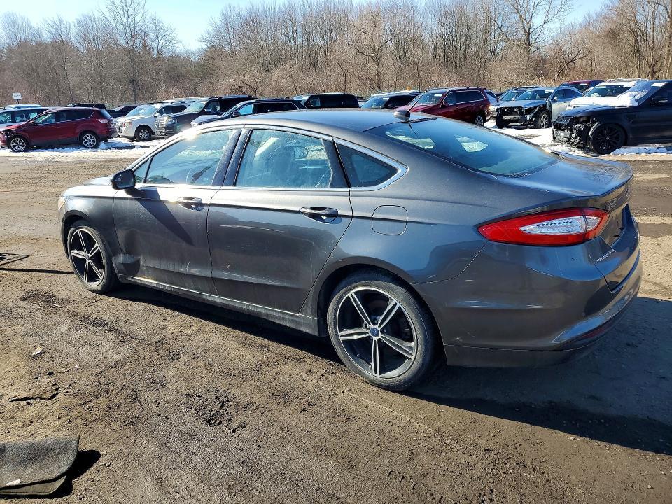 2015 Ford Fusion se