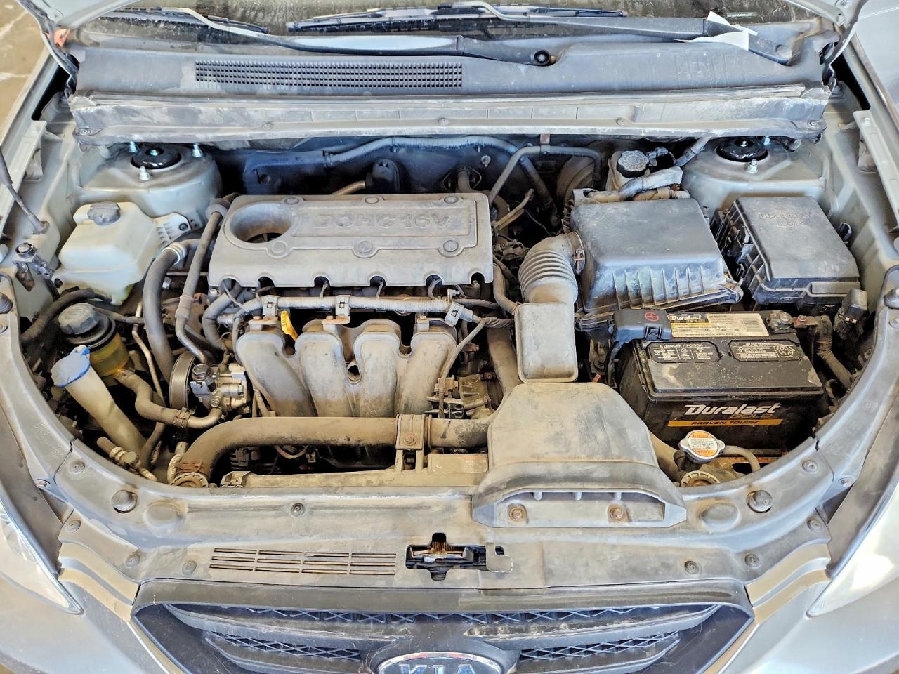 2009 KIA Rondo Base