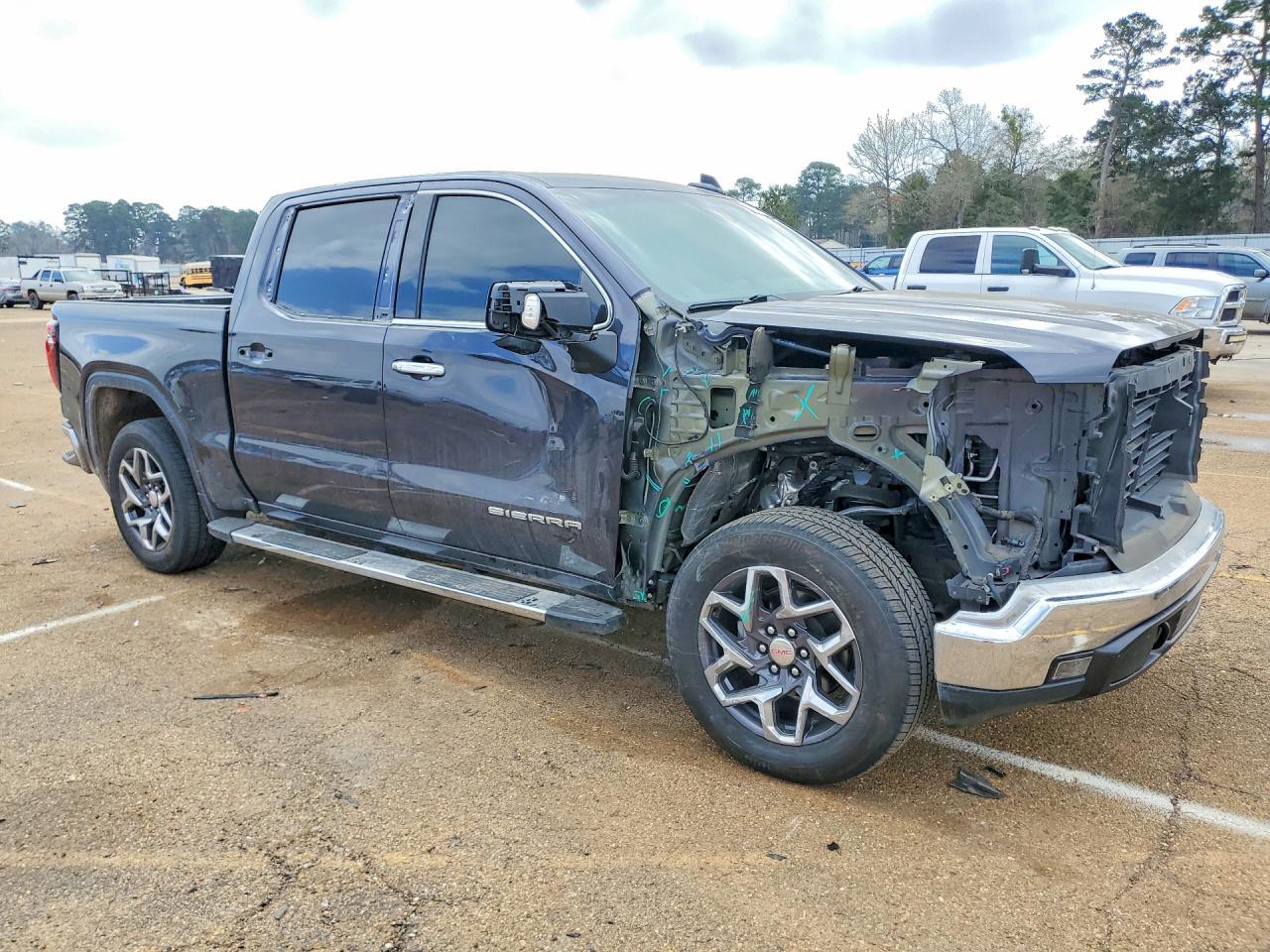 2022 GMC Sierra C1500 SLT