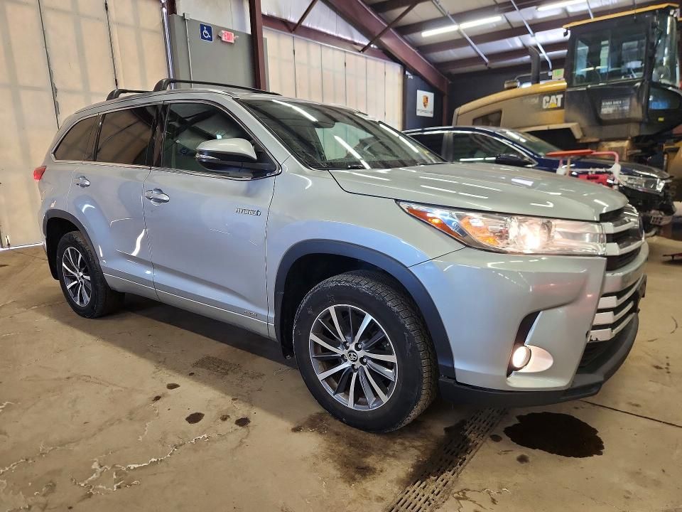2017 Toyota Highlander Hybrid
