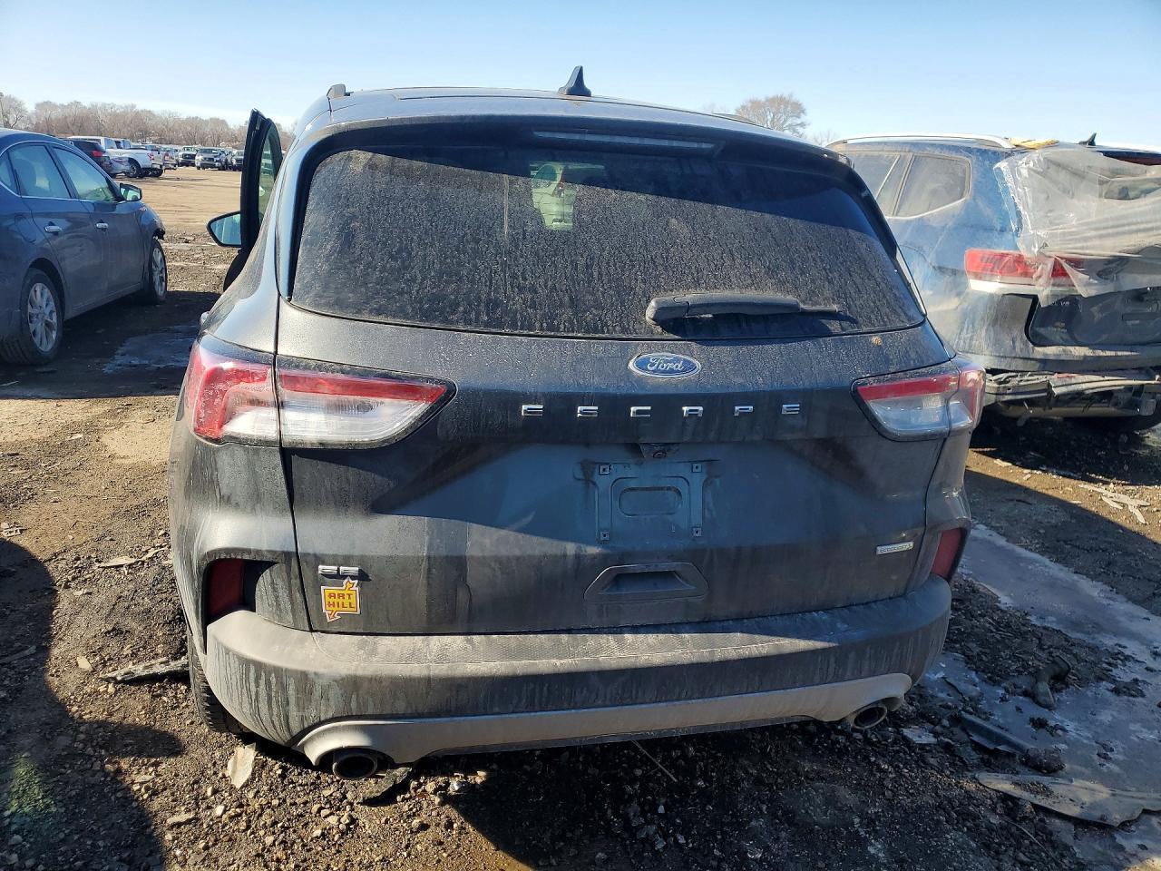 2020 Ford Escape se