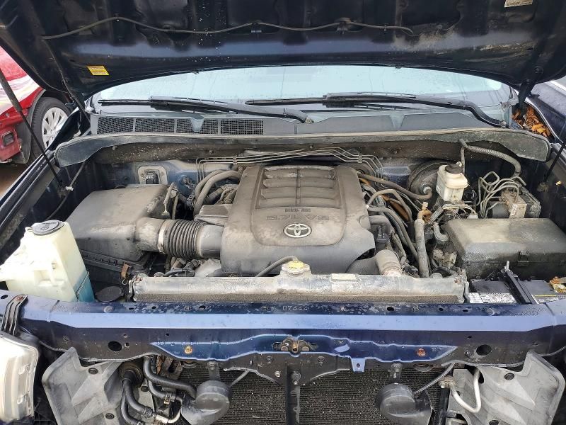 2013 Toyota Tundra Double cab SR5