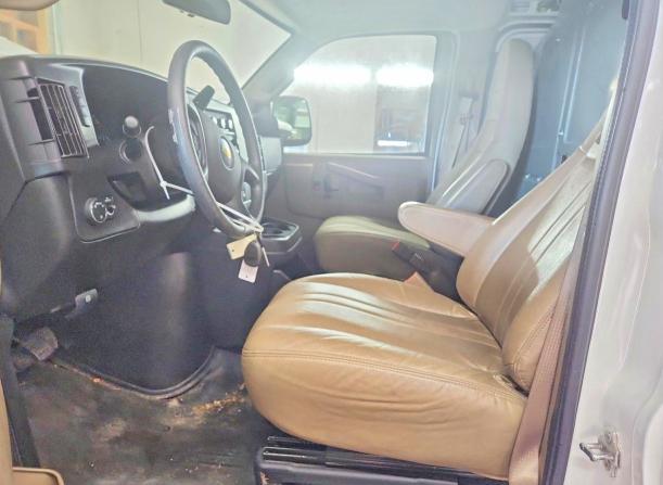 2021 Chevrolet Express G2500