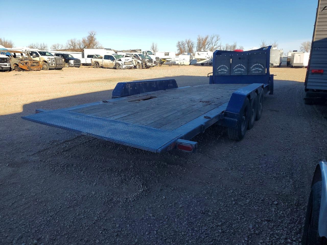 2022 Diamond C Equipment Trailer