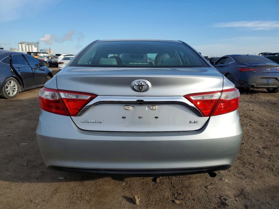 2017 Toyota Camry le