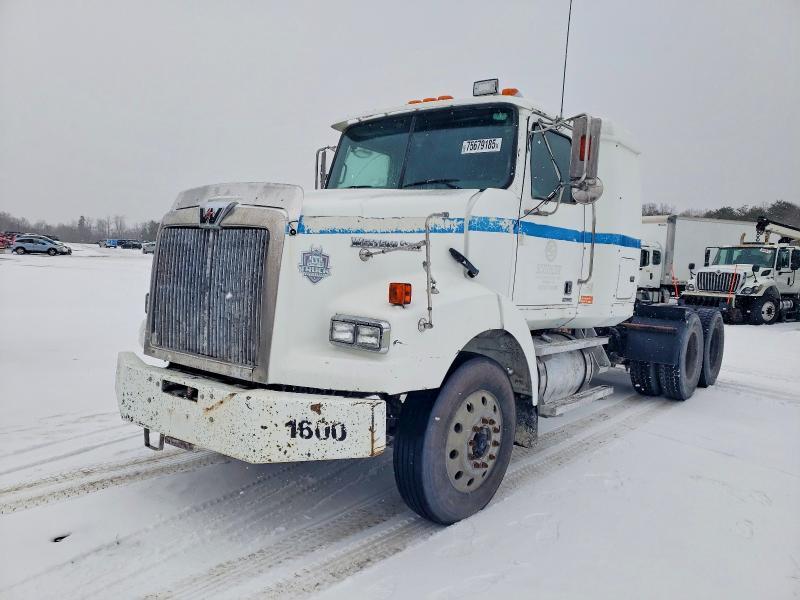 2012 Western Star 4900 Semi Truck