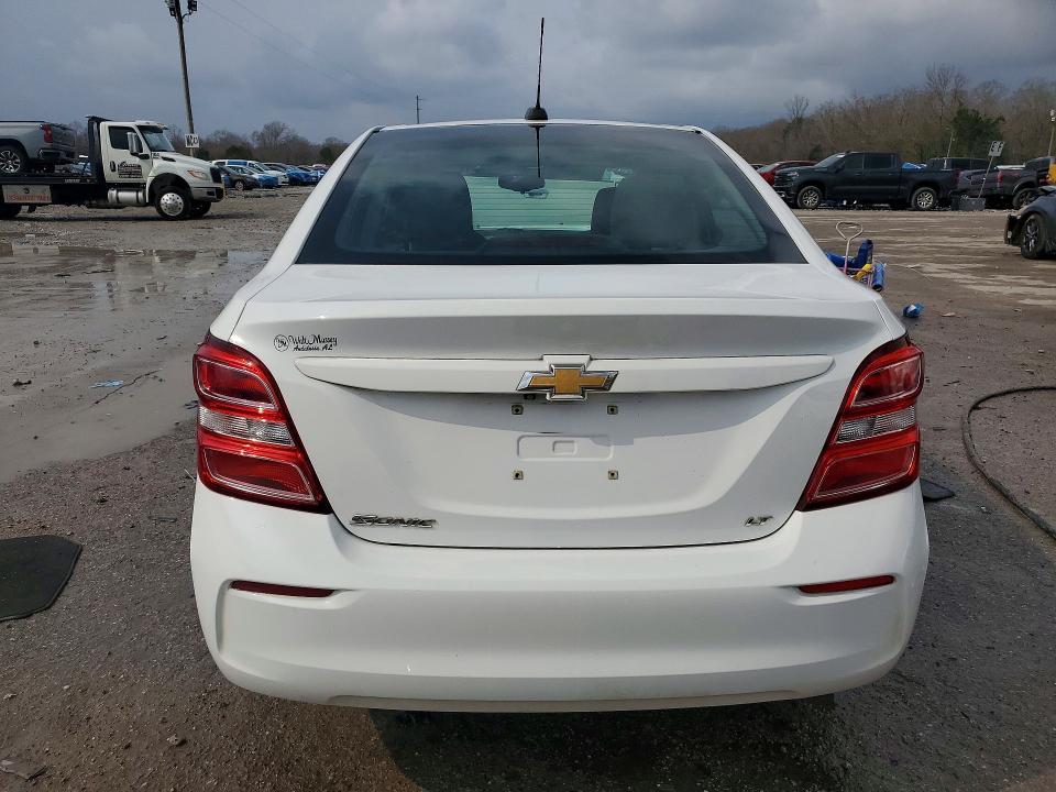 2018 Chevrolet Sonic lt