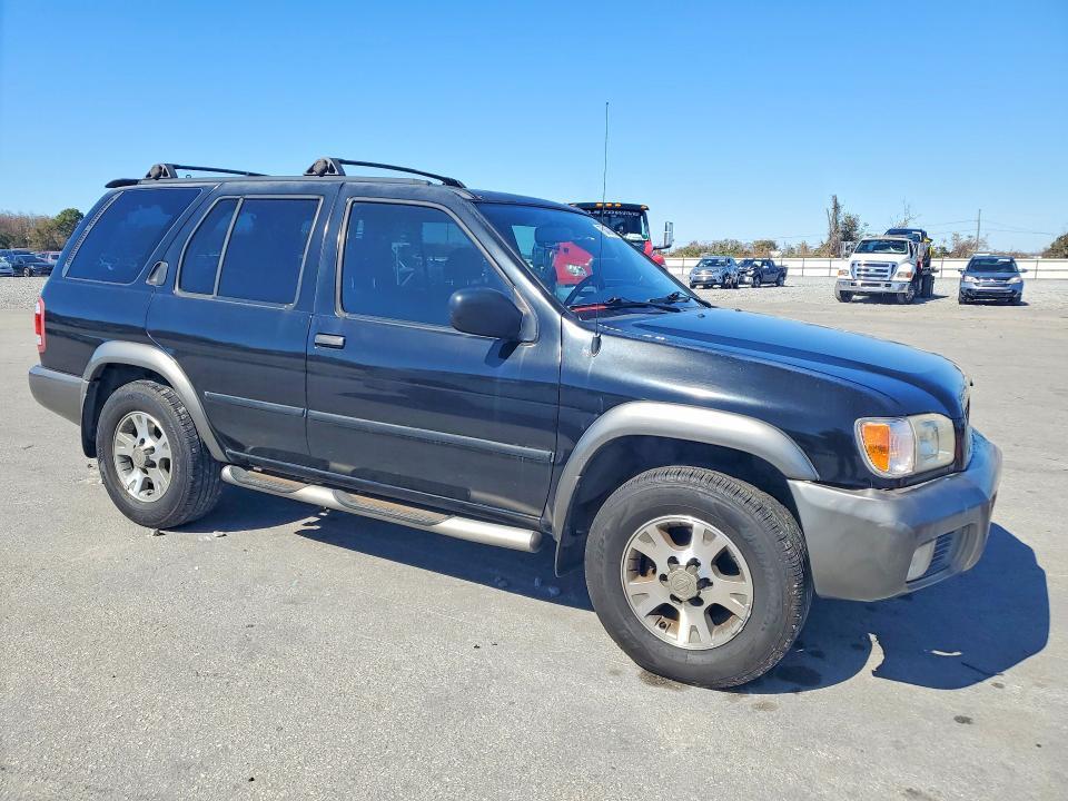 2001 Nissan Pathfinder le
