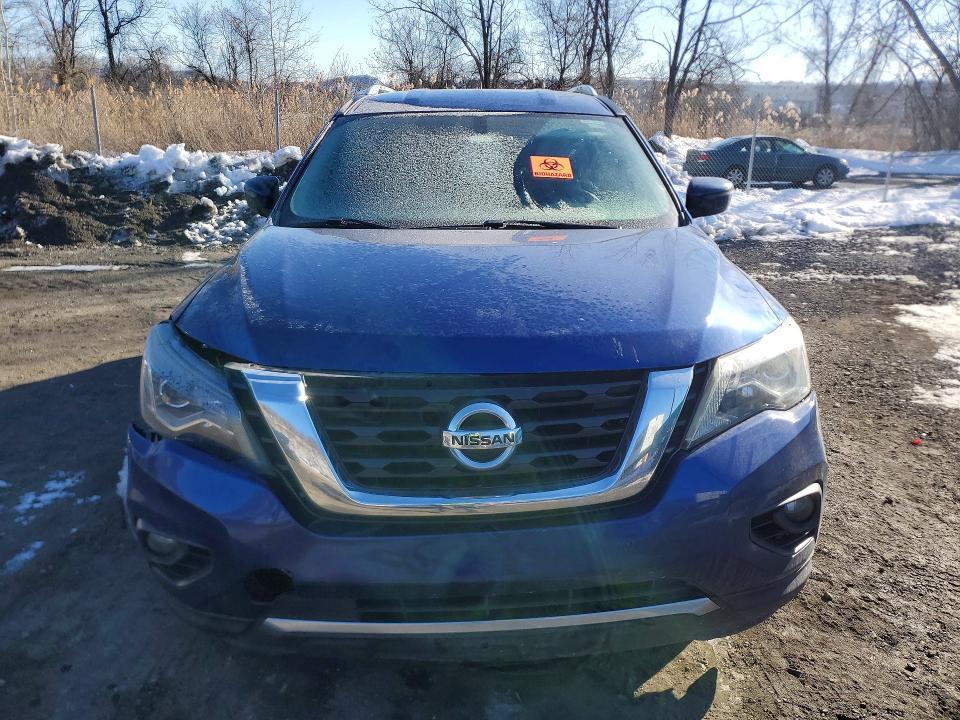 2018 Nissan Pathfinder s