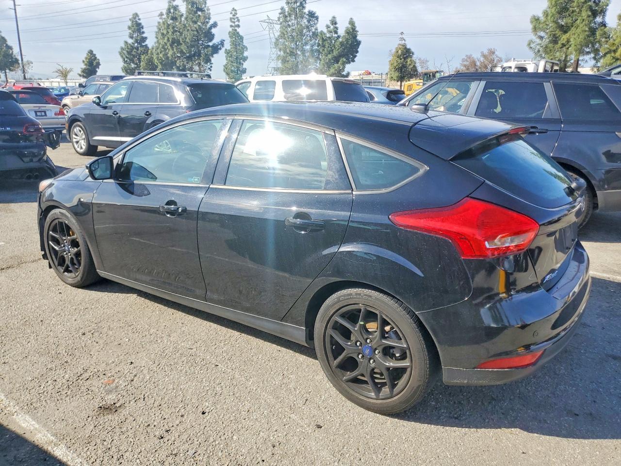 2016 Ford Focus se