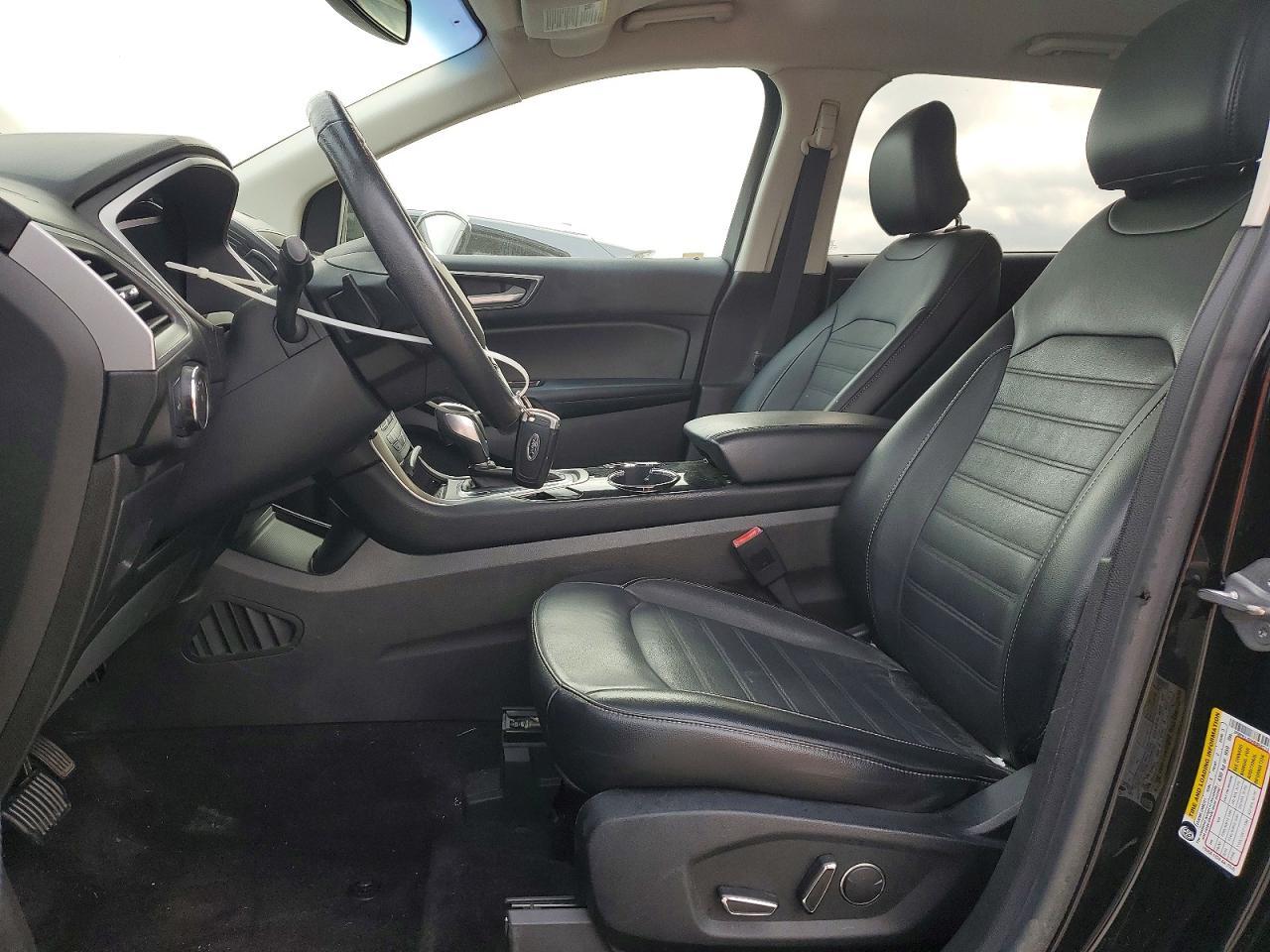 2017 Ford Edge sel