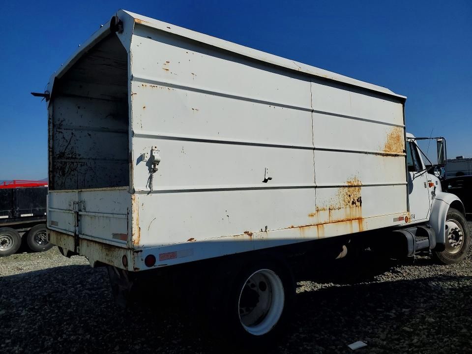 1997 International 4700 Chipper Truck