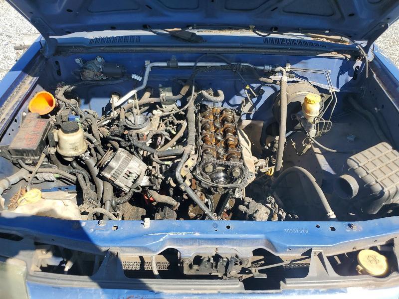 1999 Nissan Frontier King Cab XE