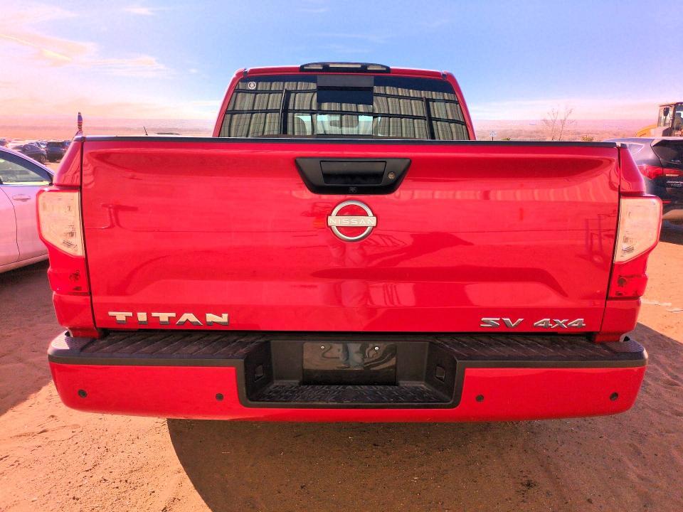 2023 Nissan Titan sv