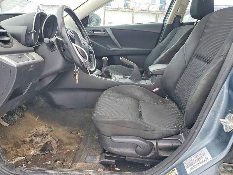 2013 Mazda 3 I