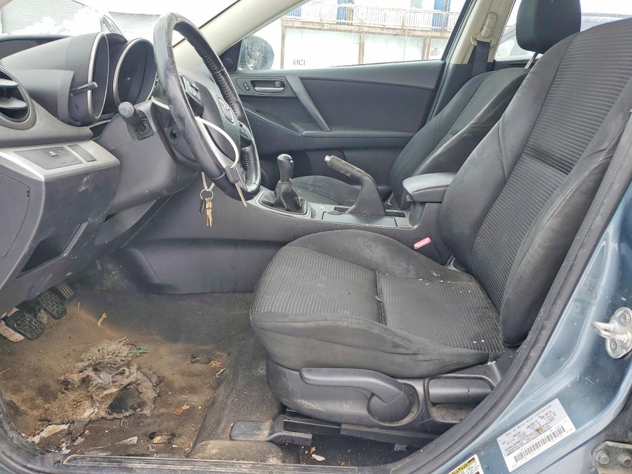 2013 Mazda 3 I