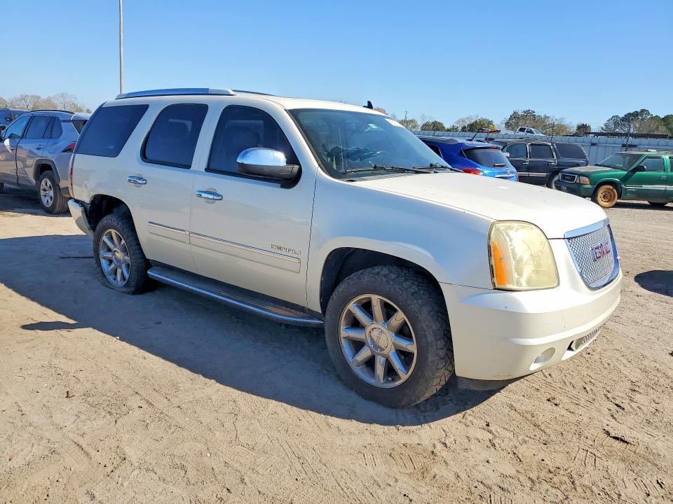 2010 GMC Yukon Denali