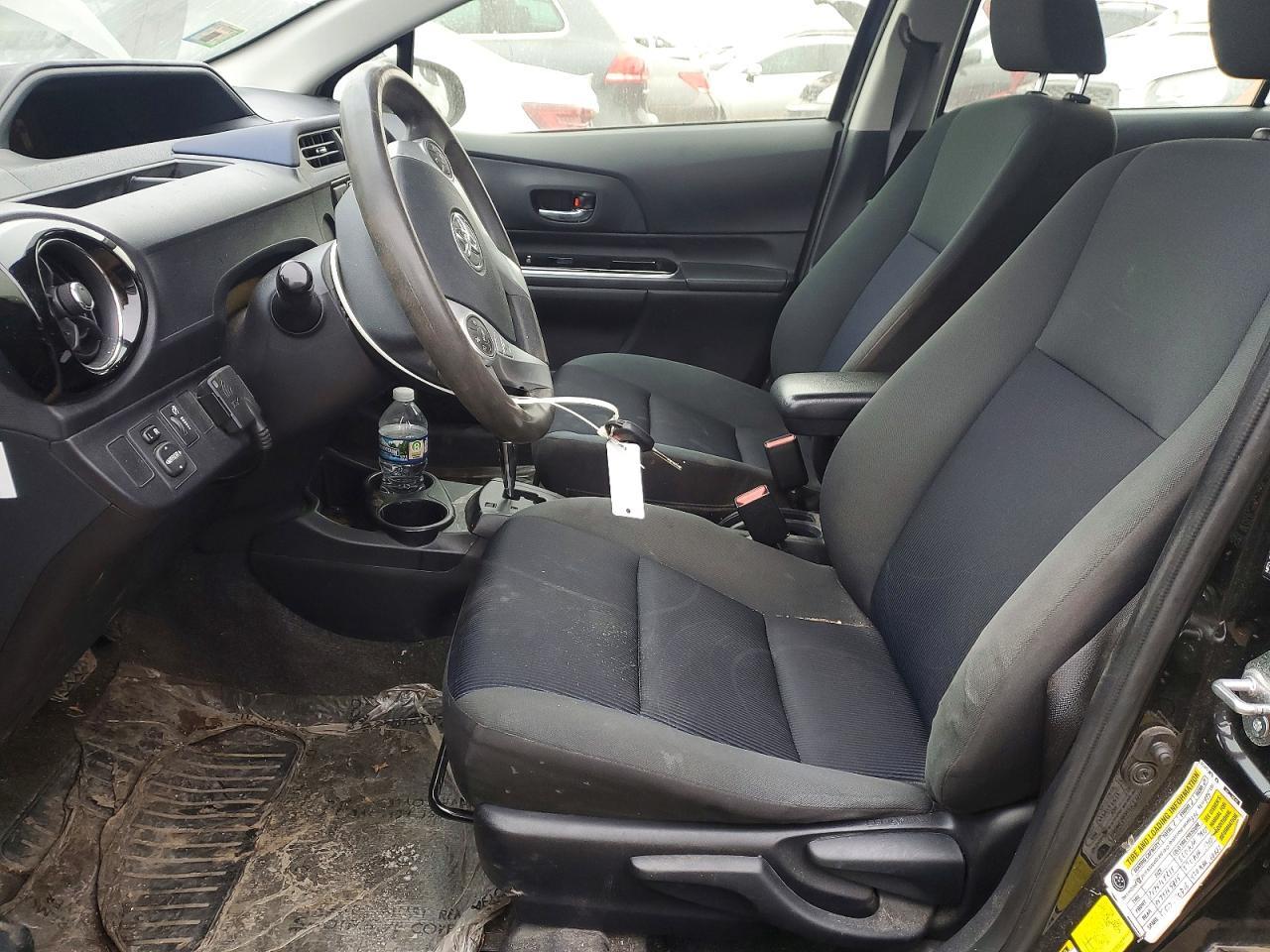 2016 Toyota Prius c
