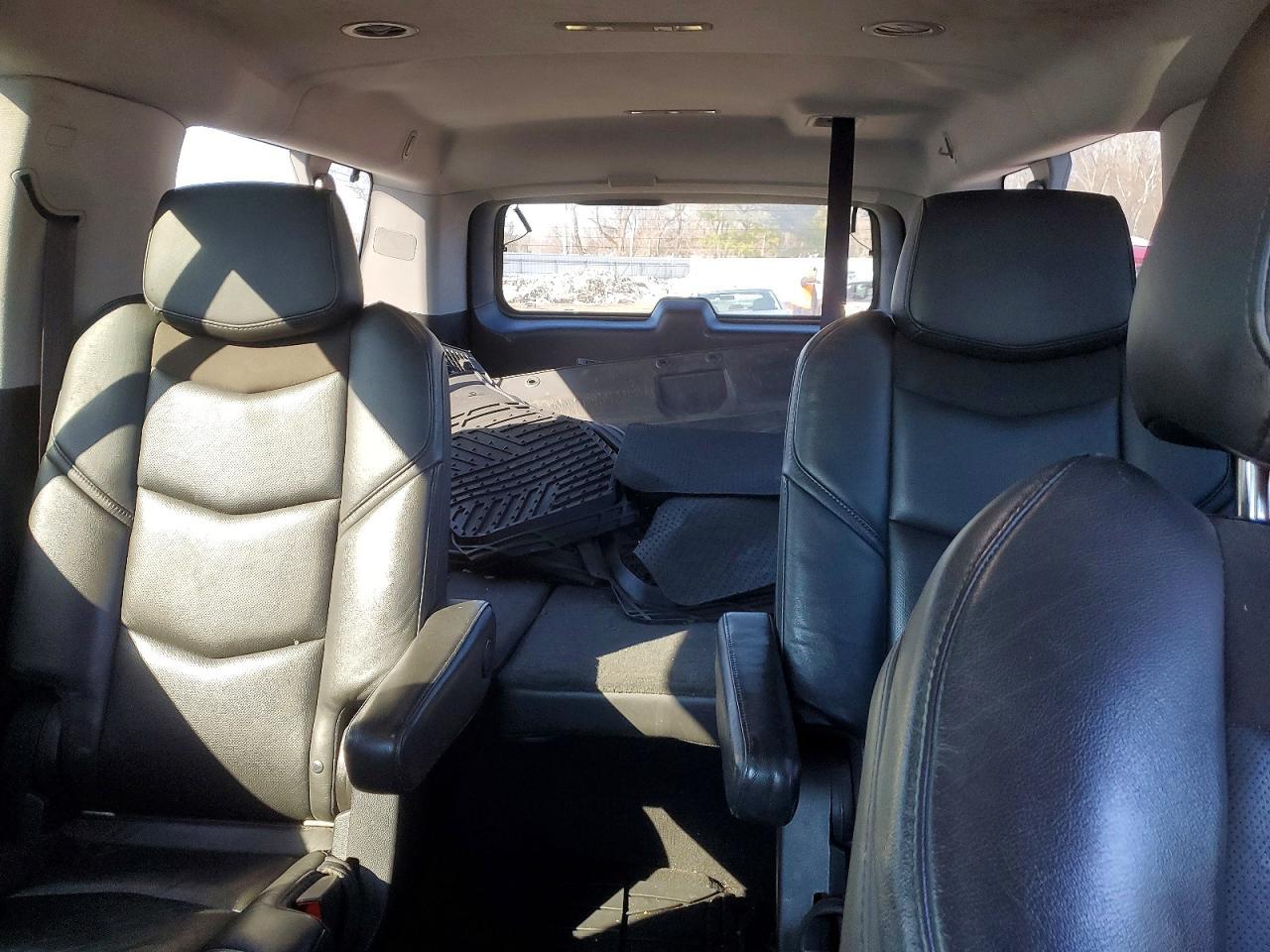 2017 Cadillac Escalade esv