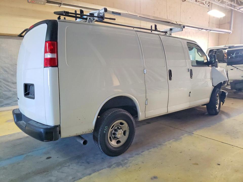 2023 Chevrolet Express G2500