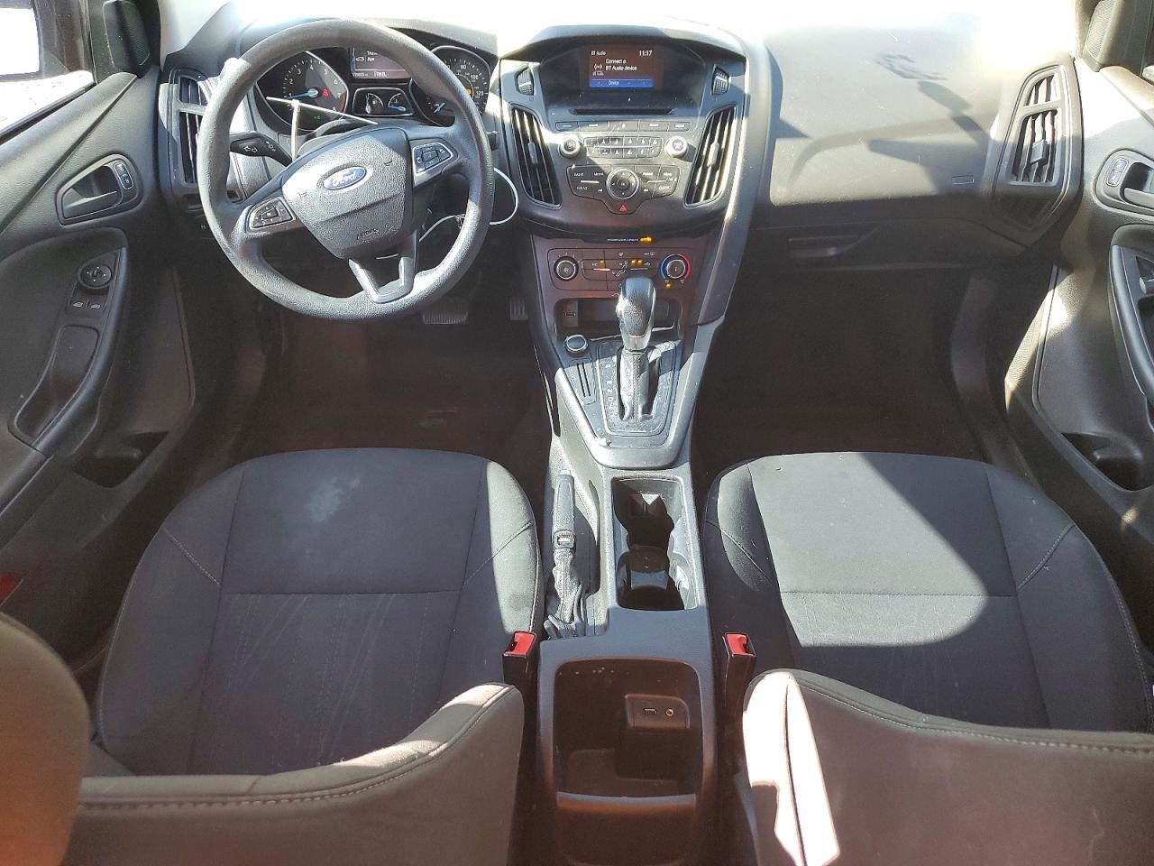 2016 Ford Focus s