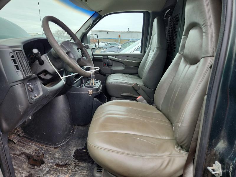 2004 Chevrolet Express G1500 Delivery van
