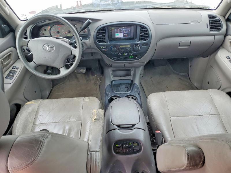 2003 Toyota Sequoia SR5