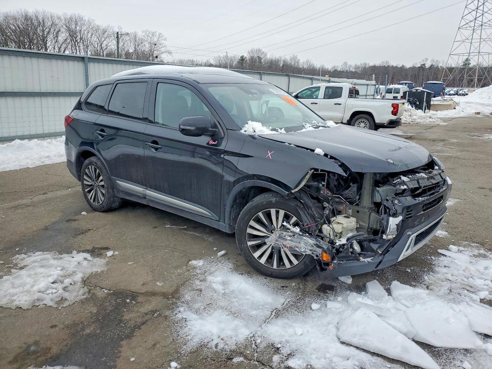 2020 Mitsubishi Outlander se