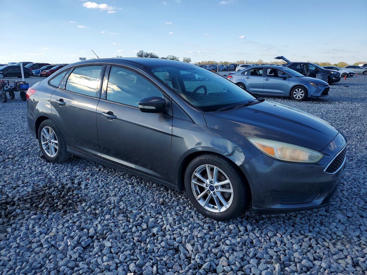 2015 Ford Focus se